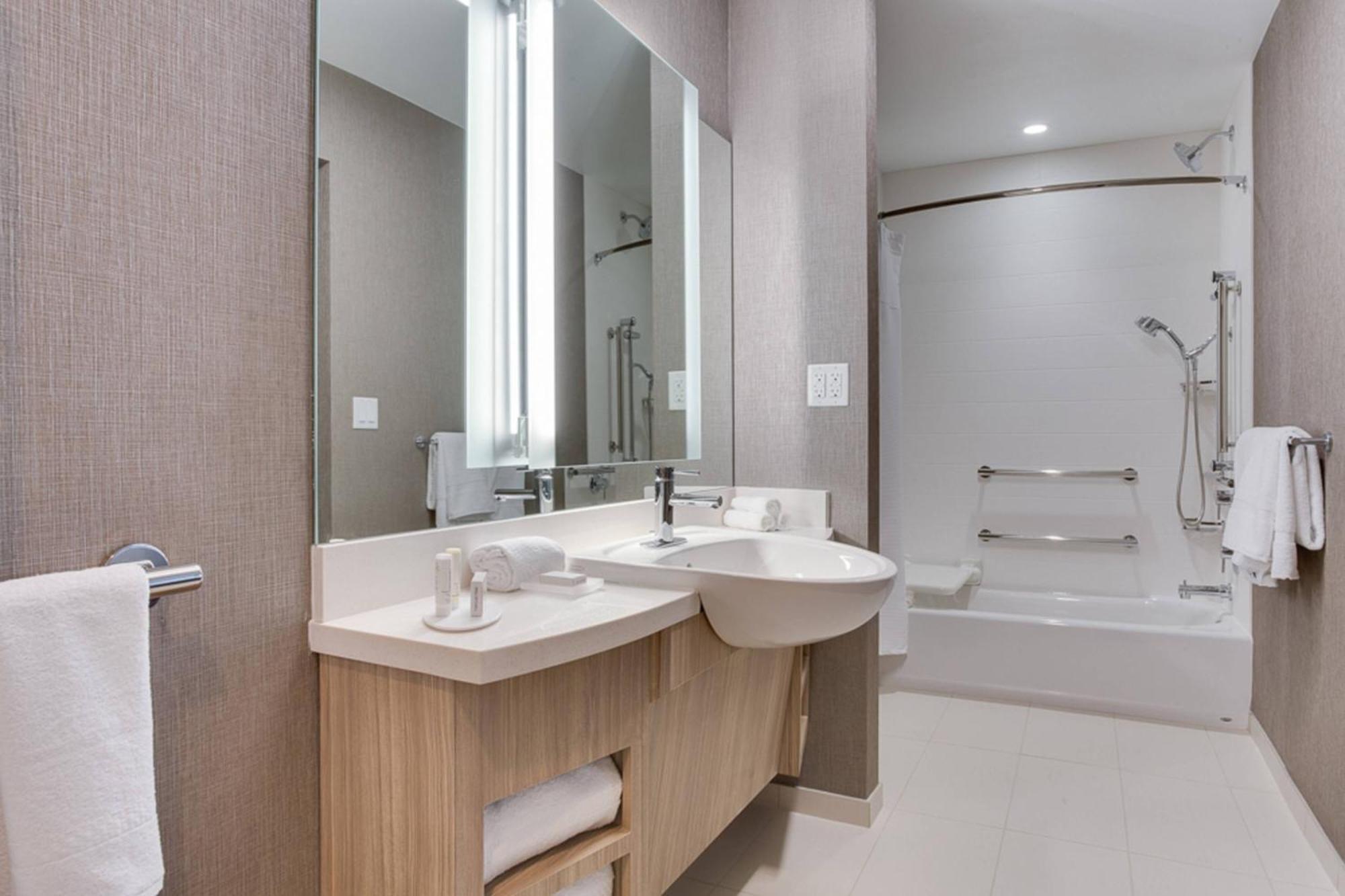 Springhill Suites By Marriott Fort Lauderdale Miramar Bagian luar foto